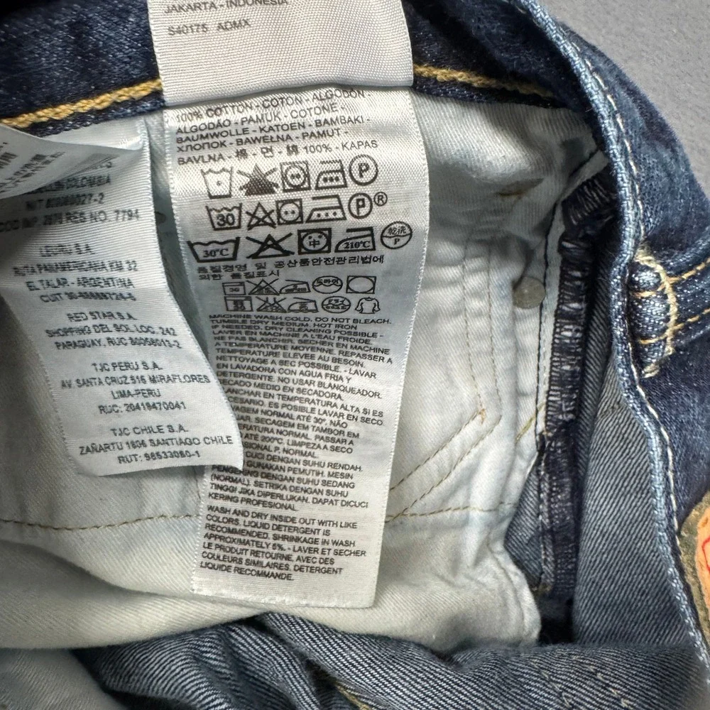 Levis levi 513